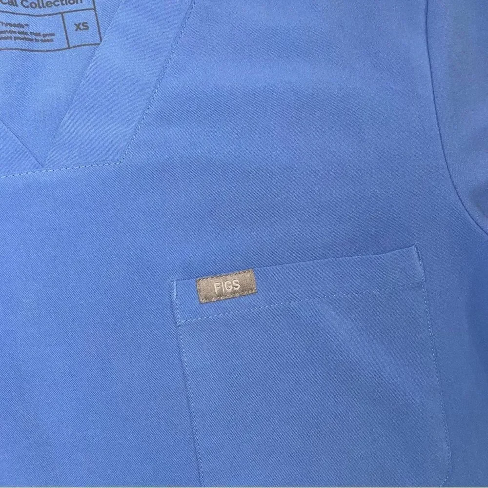 FIGS Chisec Three-Pocket Scrub Top Men's XS Blue Short Sleeve TM3000 - Picture 8 of 10